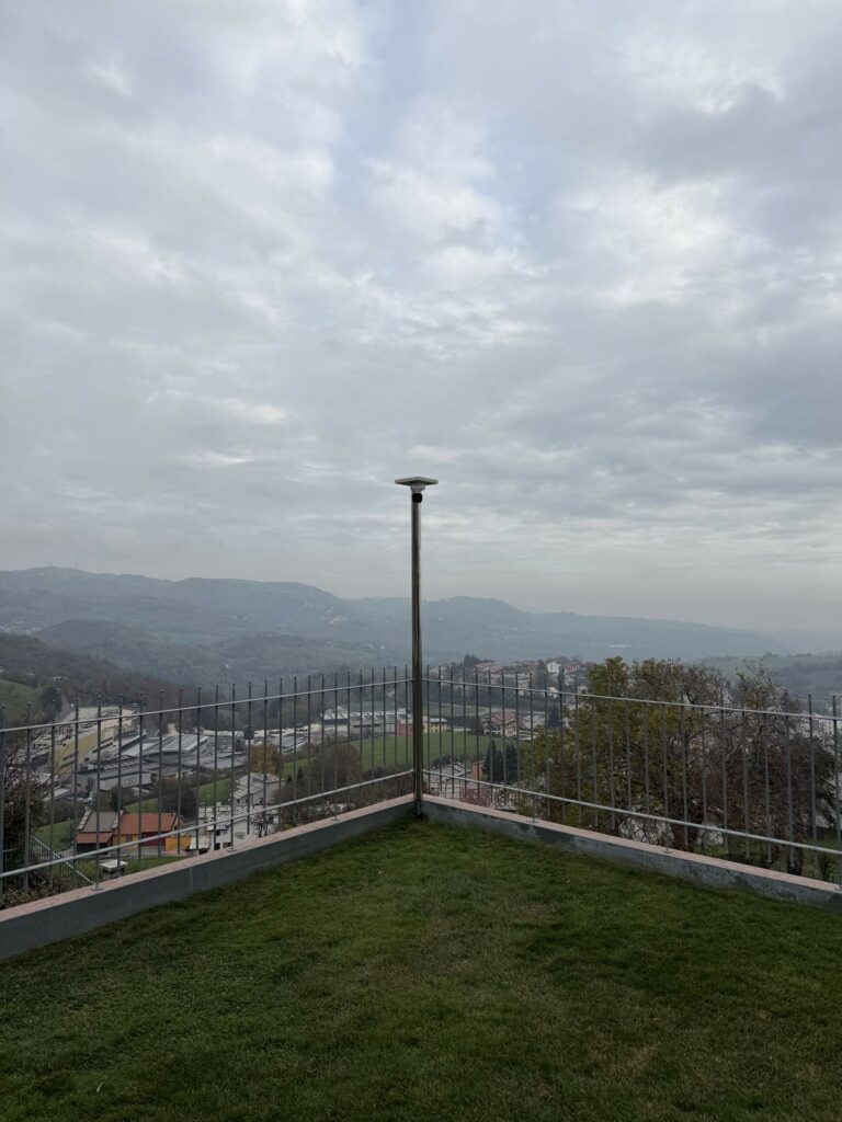 videosorveglianza-palo-verona Installazione telecamera sorveglianza su palo in giardino